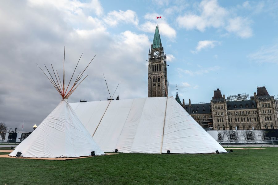 A traditional Innu shaputuan gathering tent was constructed on the lawn of Parliament Hill. (Photo: Indigenous Leadership Initiative)